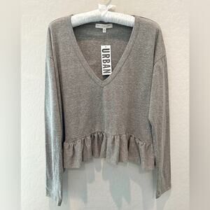 URBAN OUTFITTERS | Gray V-Neck Ruffle Hem Peplum Top Long Sleeve NWT | Medium